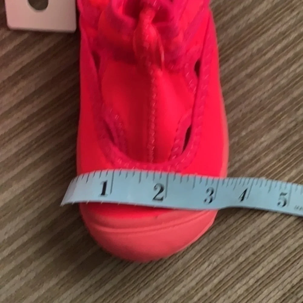 Cat & Jack children’s pink water shoes